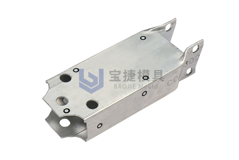 奔馳 -防撞盒2- 鋁型材-浙江寶捷模具科技有限公司