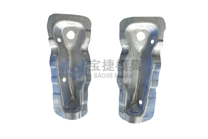 BMW-左、右下加強(qiáng)板-CR440Y780T-DH-浙江寶捷模具科技有限公司