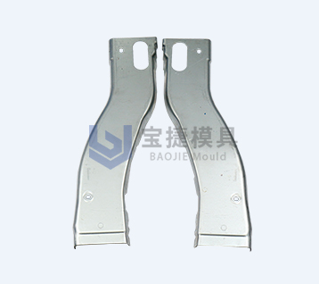 奔馳-加強(qiáng)板右-CR330Y590T-浙江寶捷模具科技有限公司
